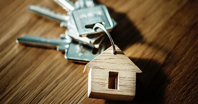 Landlord rent house keys