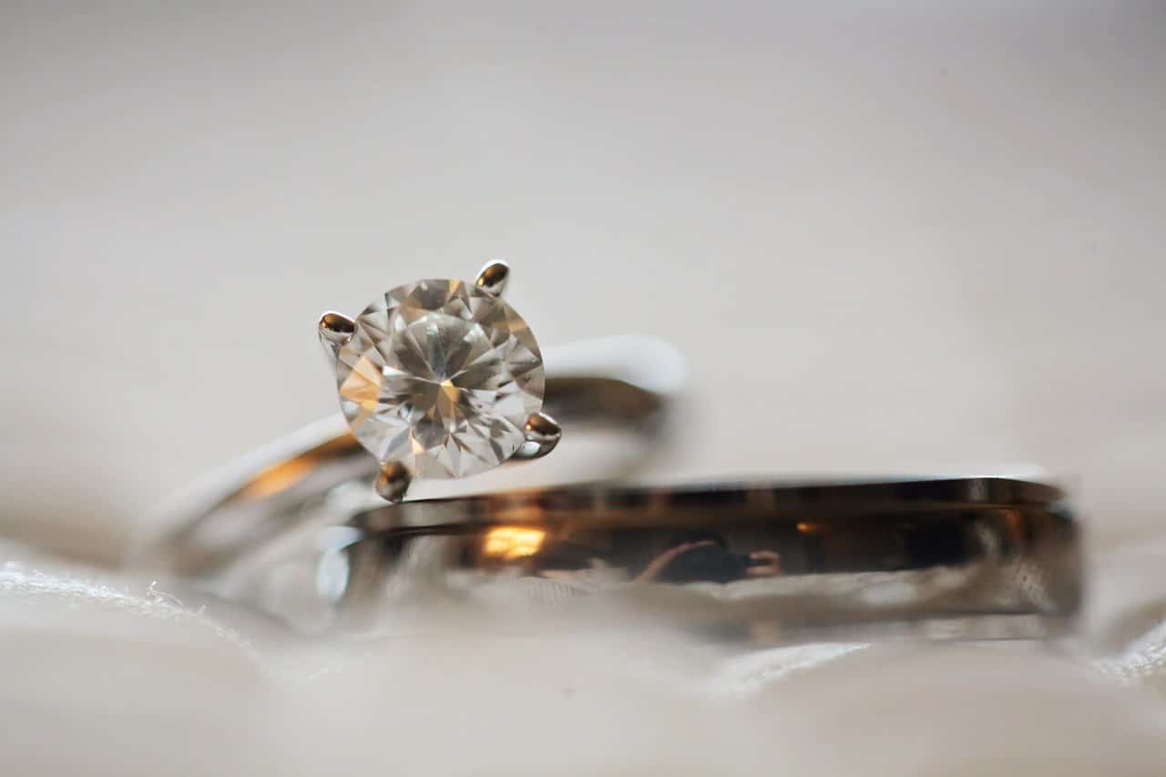 Ring retailers online